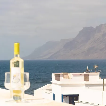 Casa Bianca Caleta De Famara Hotel Exterior photo