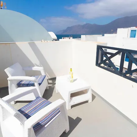 Casa Bianca Caleta De Famara Hotel Exterior photo