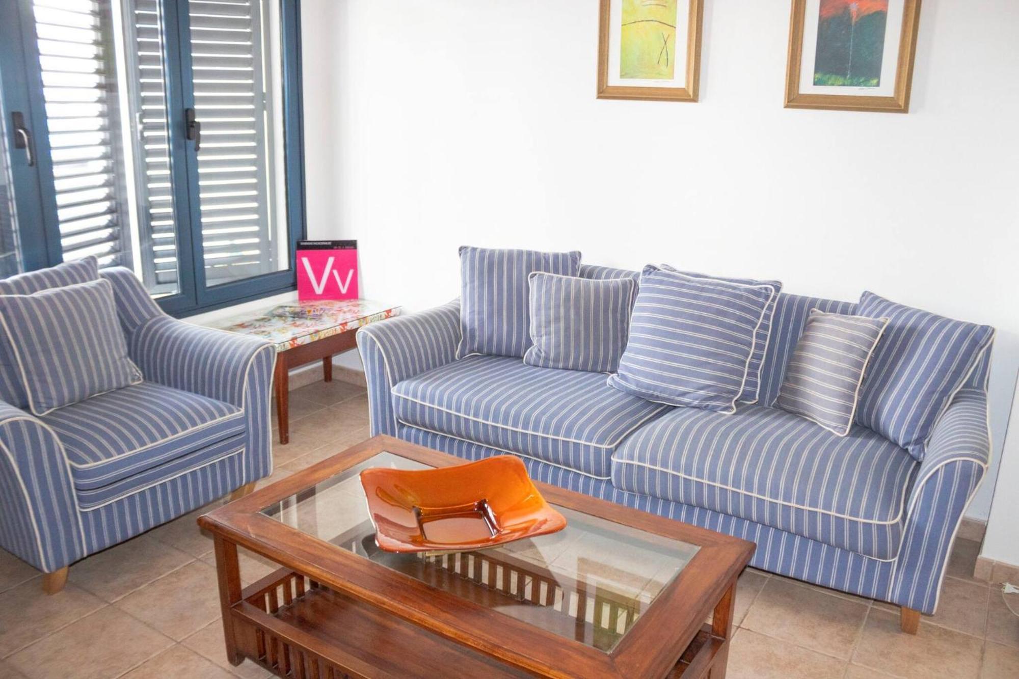 Casa Bianca Caleta De Guest house